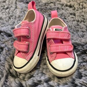 Converse Kids Velcro Pink Sneakers